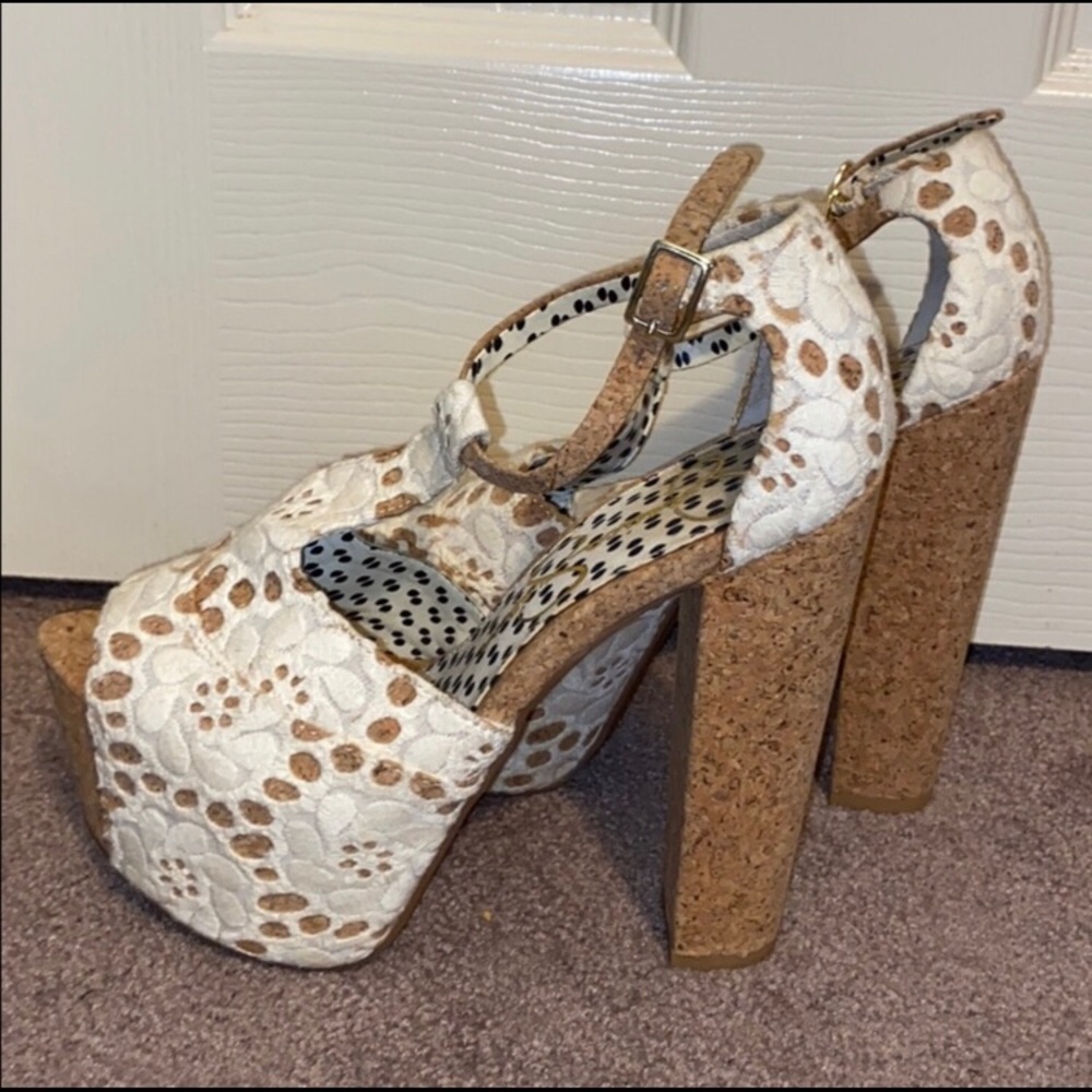 Jessica Simpson Lace Cork Dany Heel Size 7